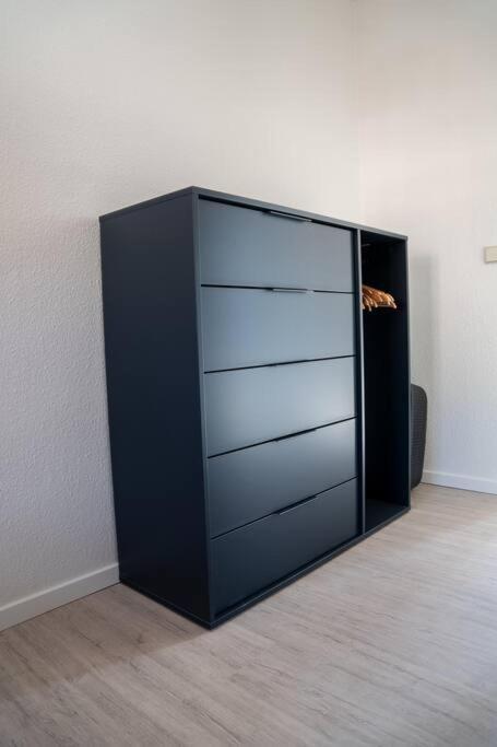Super Lage Modern Boxspringbett *Netflix* Wlan* Apartment เคมนิตซ์ ภายนอก รูปภาพ